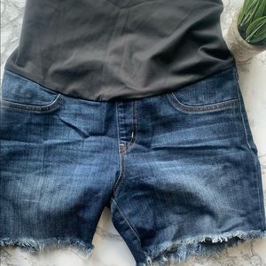 Just Black maternity shorts